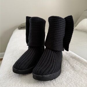 Black Knit UGGs